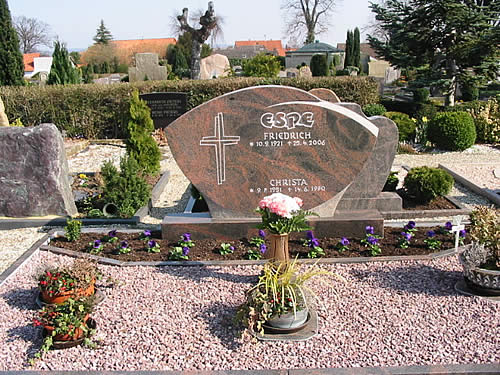 Grabmal Elze Steinmetz Elze, Aussentreppe Naturstein Treppe Salzhemmendorf, Gronau K�chenarbeitsplatten Granit