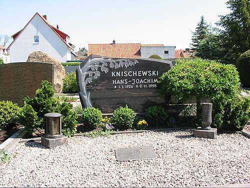 Grabmal Elze Steinmetz Elze, Aussentreppe Naturstein Treppe Salzhemmendorf, Gronau K�chenarbeitsplatten Granit