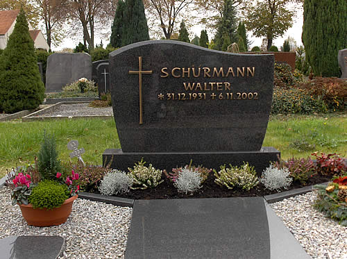 Grabmal Elze Steinmetz Elze, Aussentreppe Naturstein Treppe Salzhemmendorf, Gronau K�chenarbeitsplatten Granit