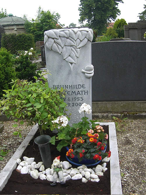 Grabmal Elze Steinmetz Elze, Aussentreppe Naturstein Treppe Salzhemmendorf, Gronau K�chenarbeitsplatten Granit