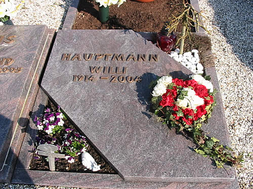Grabmal Elze Steinmetz Elze, Aussentreppe Naturstein Treppe Salzhemmendorf, Gronau K�chenarbeitsplatten Granit